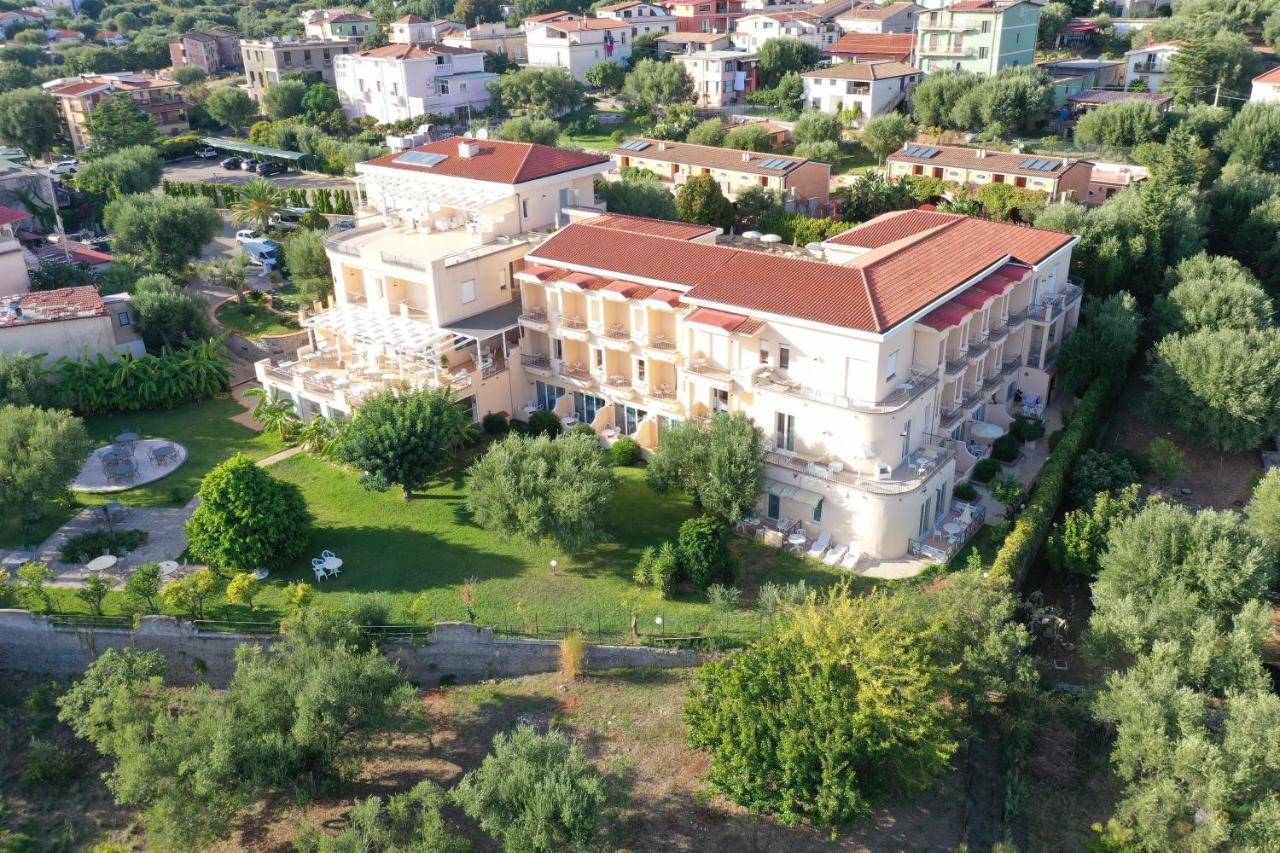 Hotel America Marina di Camerota Exteriör bild